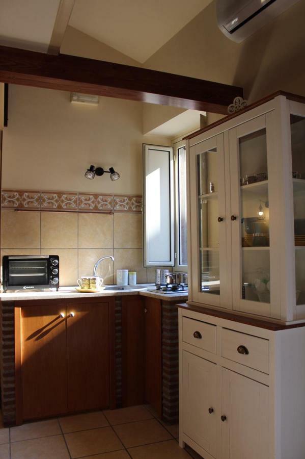 Апартаменты Cortiletto 37 Катания Экстерьер фото